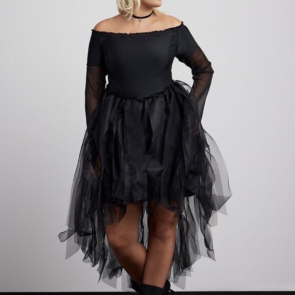 Torrid Off-Shoulder Bodycon Minidress & tulle strip overskirt, Mesh sleeves. 3X